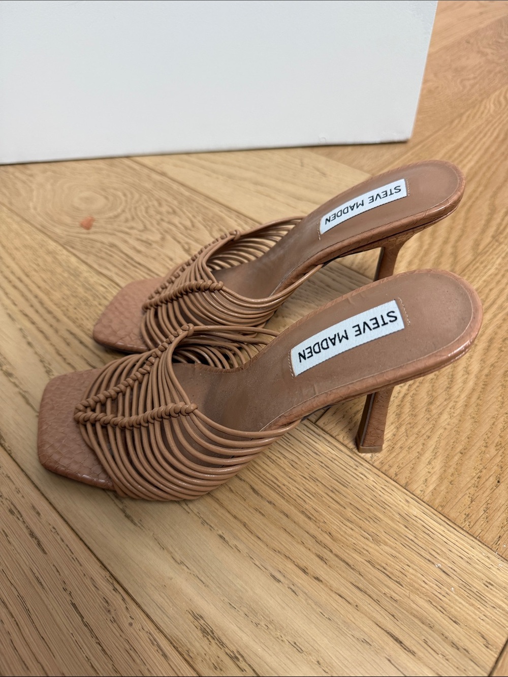 Steve Madden Woven Tan Square-Toe Mule